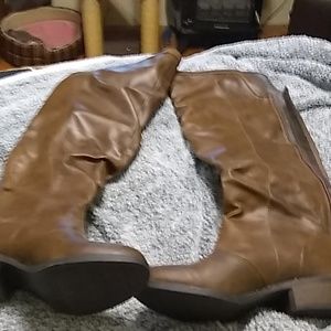 Shoes - Boots Shoes - Boots